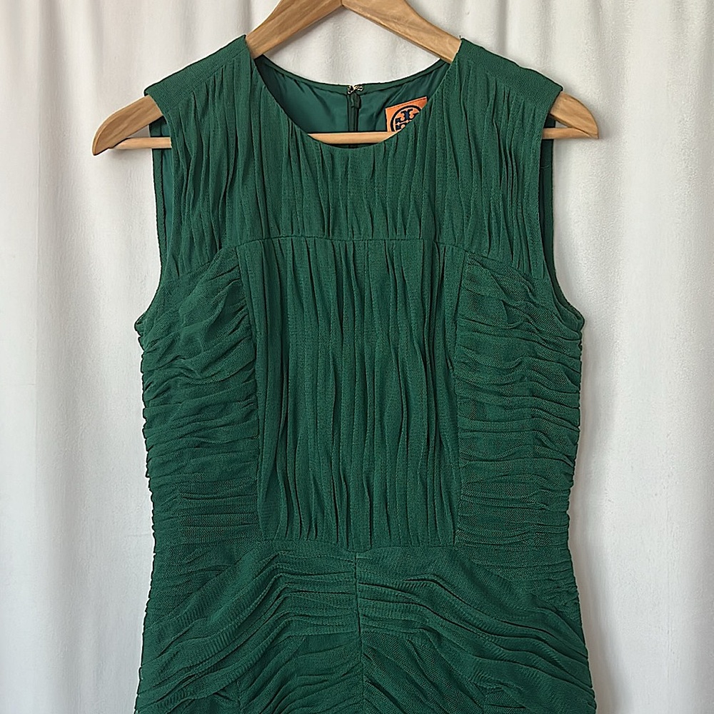 Tory Burch NWT “Ethel” Malachite Emerald Green Sleeveless Dress **Size 6** 🌸🌸 - Picture 3 of 7